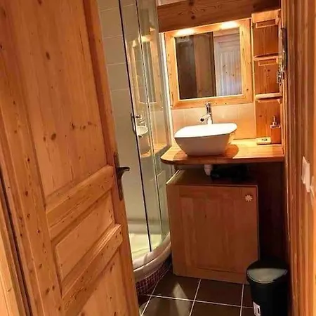 Apartment Pour 3 Personnes Au Pied Des Pistes