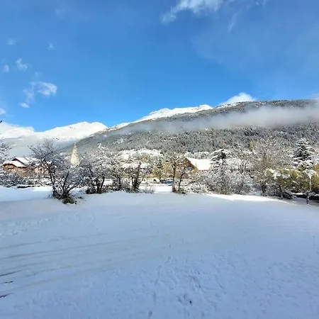 Pour 3 Personnes Au Pied Des Pistes *